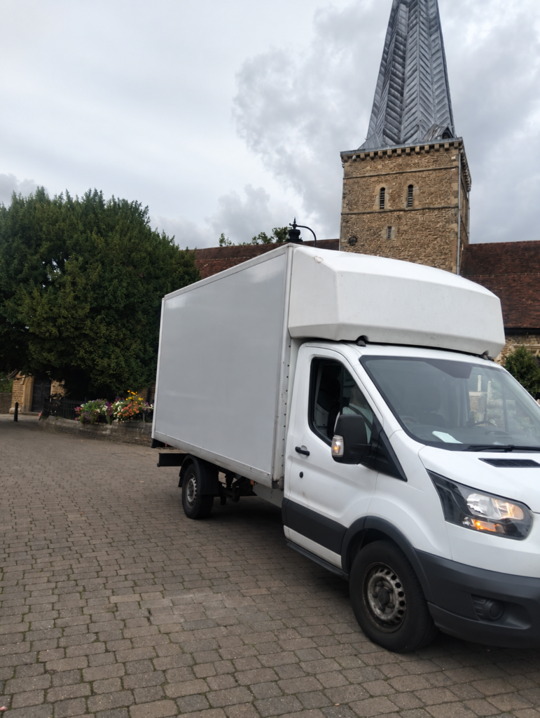 Removals Reading Luton van for house and flat moves